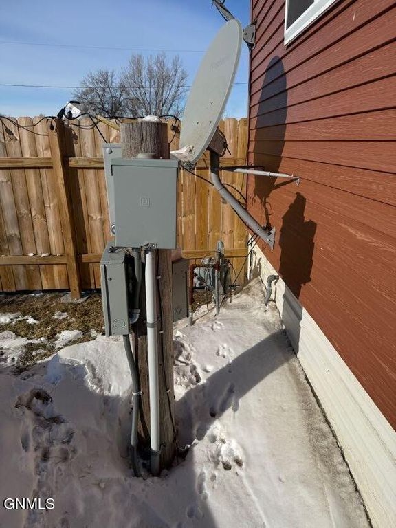 319 3rd Avenue S, Cleveland, ND 58424 photo 17