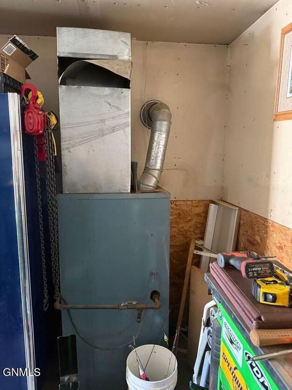 319 3rd Avenue S, Cleveland, ND 58424 photo 22