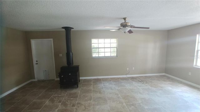 5725 SE 3 PLACE, Ocala, FL 34470