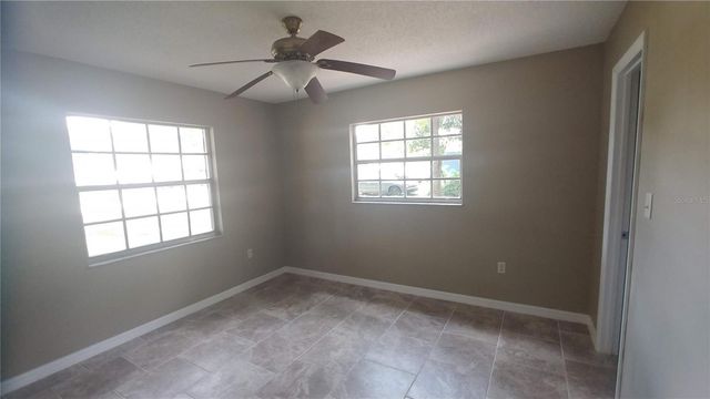5725 SE 3 PLACE, Ocala, FL 34470