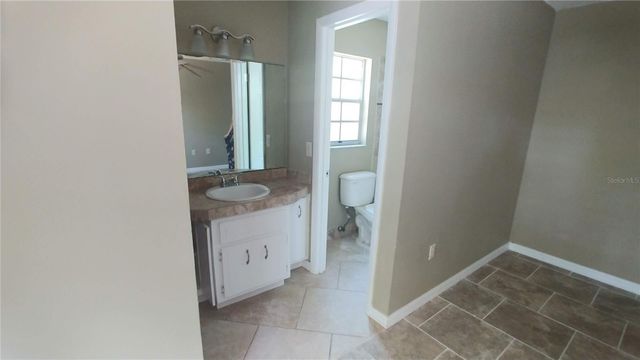 5725 SE 3 PLACE, Ocala, FL 34470