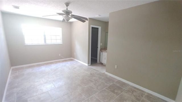 5725 SE 3 PLACE, Ocala, FL 34470