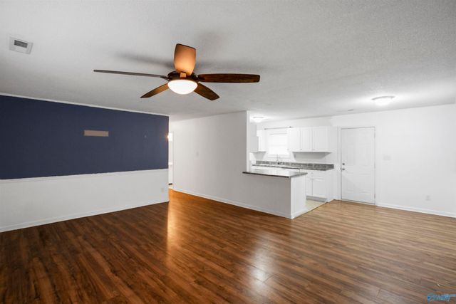 828 Cotaco Florette Road, Somerville, AL 35670