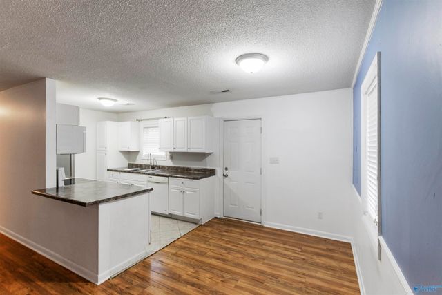 828 Cotaco Florette Road, Somerville, AL 35670