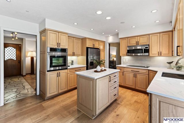 3629 S 114th Avenue, Omaha, NE 68144