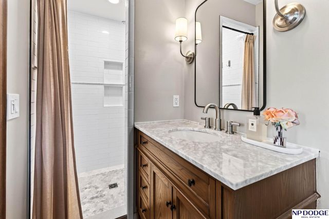 3629 S 114th Avenue, Omaha, NE 68144