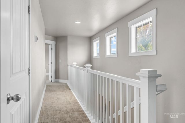 937 Silver Springs St, Middleton, ID 83644