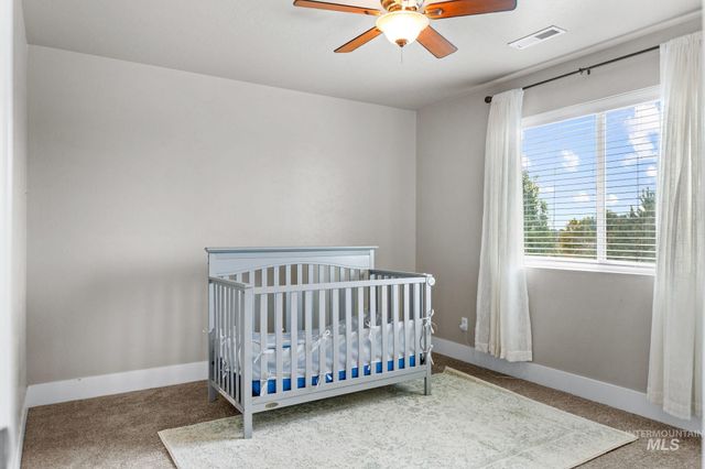937 Silver Springs St, Middleton, ID 83644