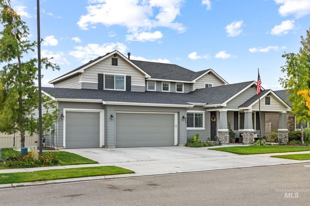 937 Silver Springs St, Middleton, ID 83644
