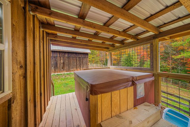 70 Gum Branch Rd, Jamestown, TN 38556