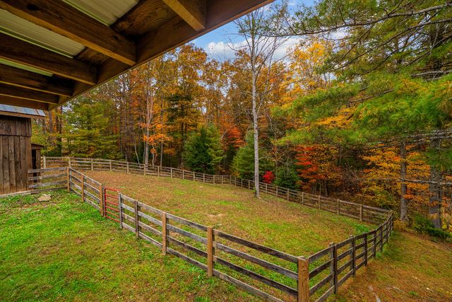 70 Gum Branch Rd, Jamestown, TN 38556