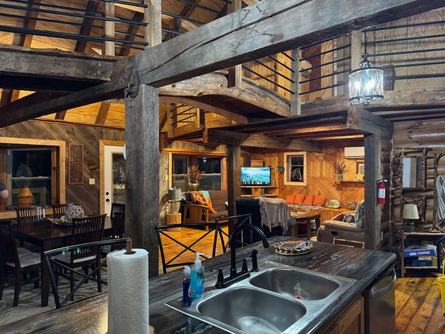 70 Gum Branch Rd, Jamestown, TN 38556