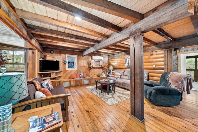 70 Gum Branch Rd, Jamestown, TN 38556