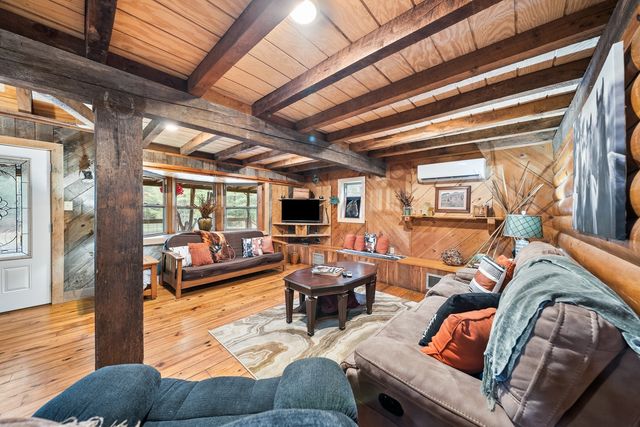 70 Gum Branch Rd, Jamestown, TN 38556