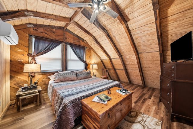 70 Gum Branch Rd, Jamestown, TN 38556