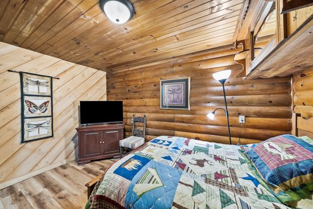 70 Gum Branch Rd, Jamestown, TN 38556