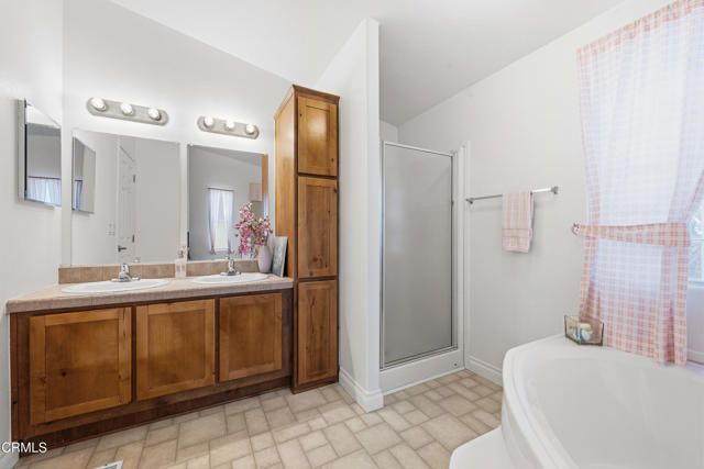 4201 Topanga Canyon Boulevard 61, Woodland Hills (los Angeles), CA 91364