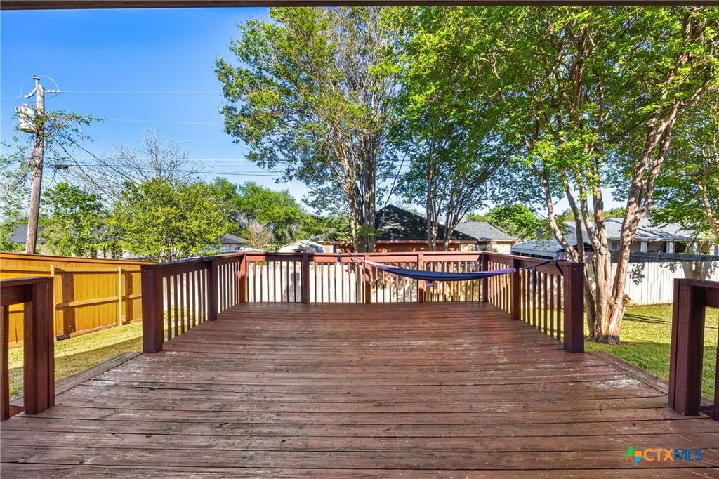 Image 22 of property listing at 1705 Lynx Circle, Harker Heights, TX 76548