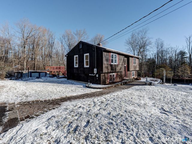 125 Chestnut Hill Road, Stafford, CT 06076