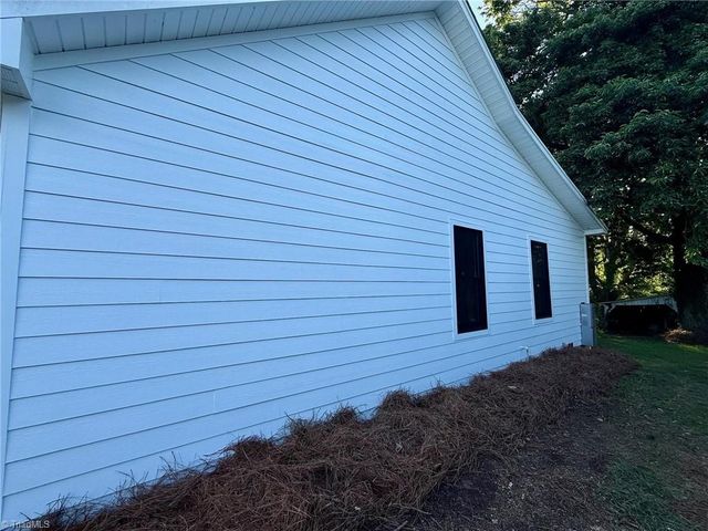 624 Lewisville Vienna Road, Lewisville, NC 27023