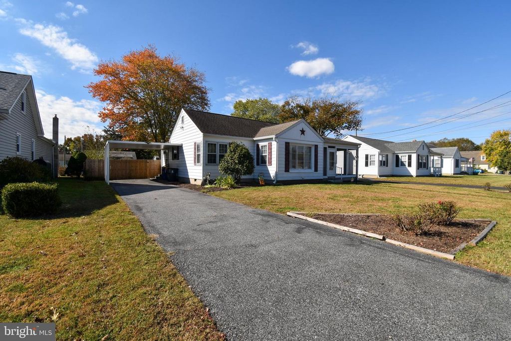 309 ROBINSON ST, Georgetown, DE 19947