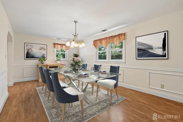219 W 1st Street, Edison, NJ 08820