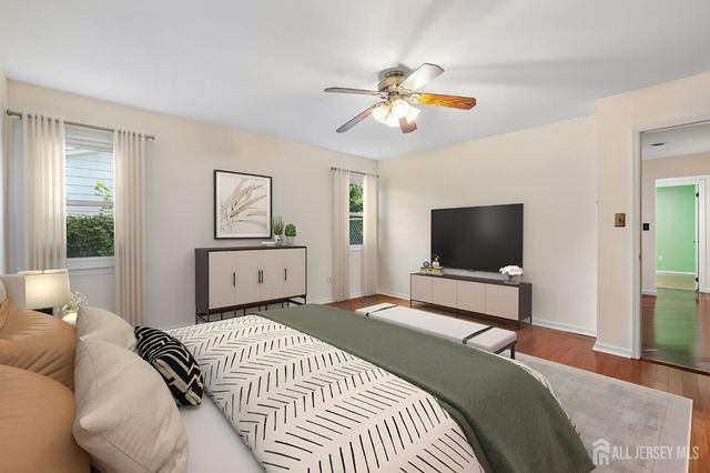219 W 1st Street, Edison, NJ 08820