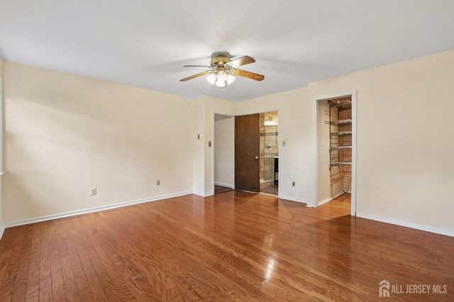 219 W 1st Street, Edison, NJ 08820