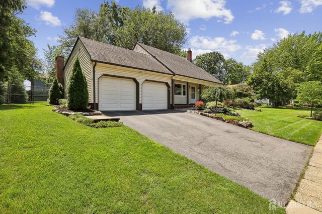 219 W 1st Street, Edison, NJ 08820