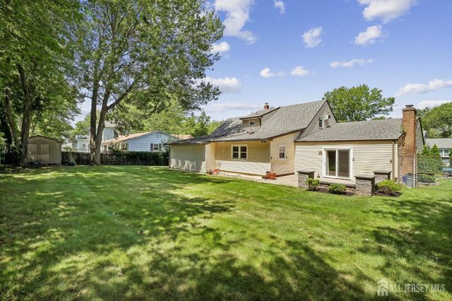 219 W 1st Street, Edison, NJ 08820