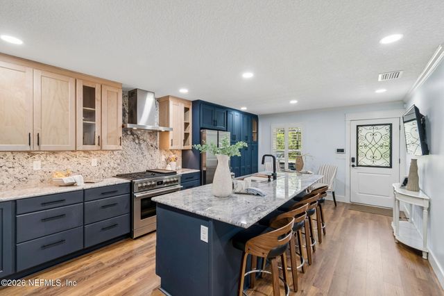 140 PIONEER Trail, Green Cove Springs, FL 32043