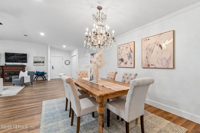 140 PIONEER Trail, Green Cove Springs, FL 32043