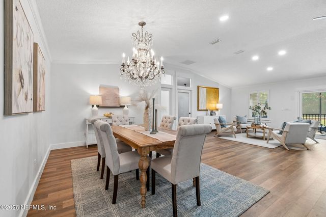 140 PIONEER Trail, Green Cove Springs, FL 32043