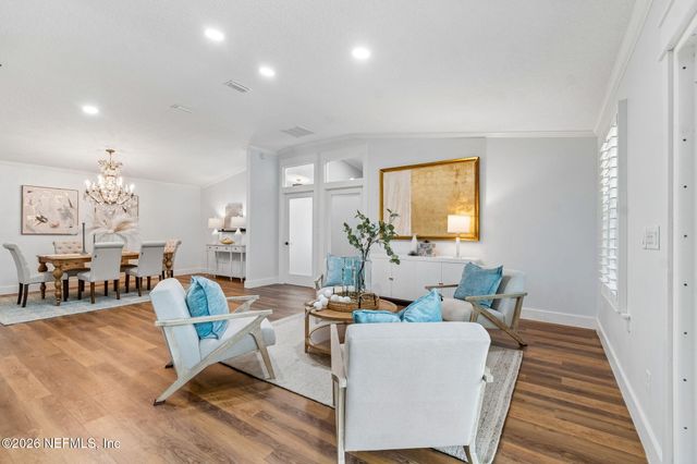 140 PIONEER Trail, Green Cove Springs, FL 32043