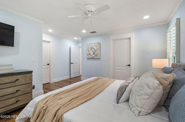 140 PIONEER Trail, Green Cove Springs, FL 32043