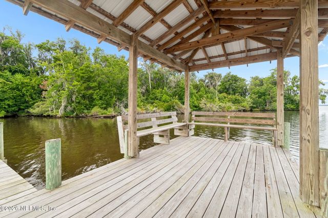 140 PIONEER Trail, Green Cove Springs, FL 32043