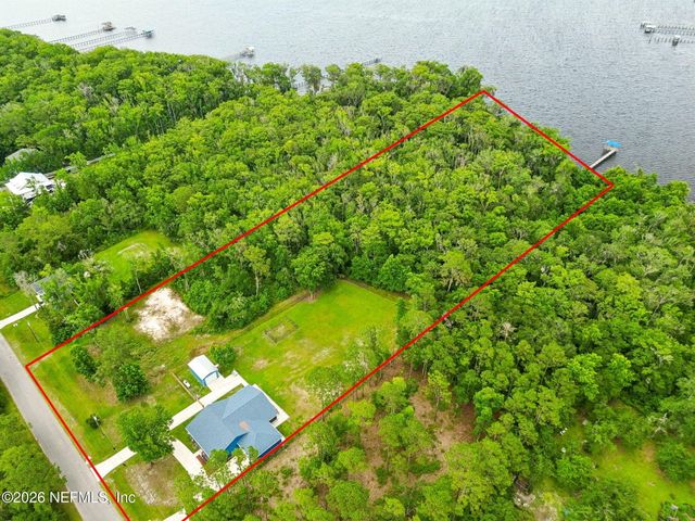 140 PIONEER Trail, Green Cove Springs, FL 32043