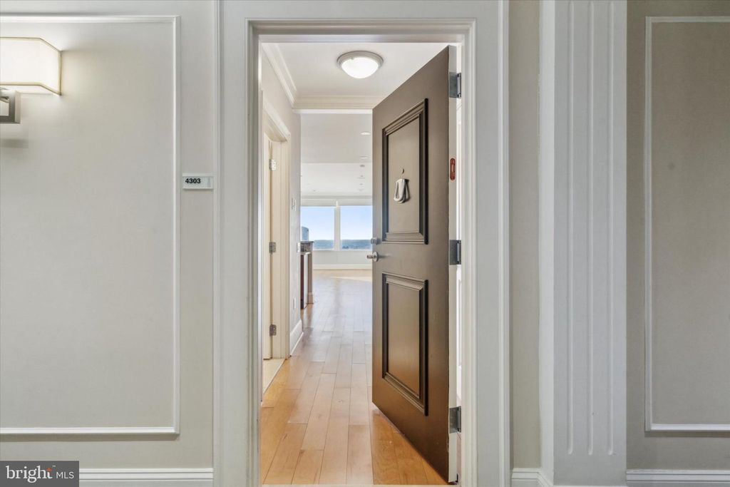 50 S 16TH ST #4303, PHILADELPHIA, PA 19102 — exterior