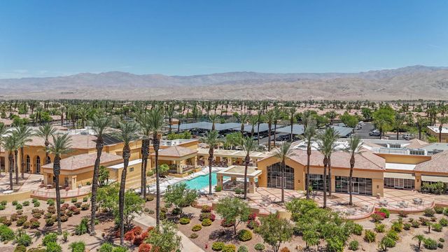 78204 Grape Arbor, Palm Desert, CA 92211