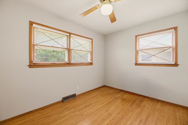 9830 W Hardtner Ave, Wichita, KS 67212