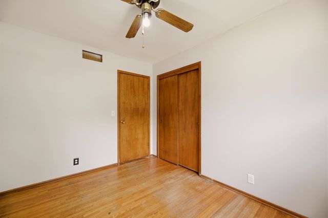9830 W Hardtner Ave, Wichita, KS 67212