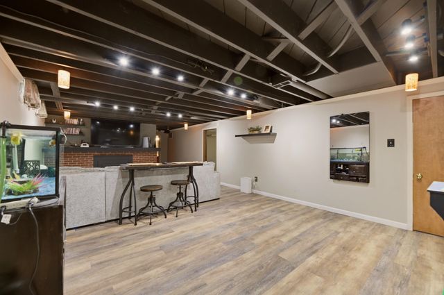 9830 W Hardtner Ave, Wichita, KS 67212