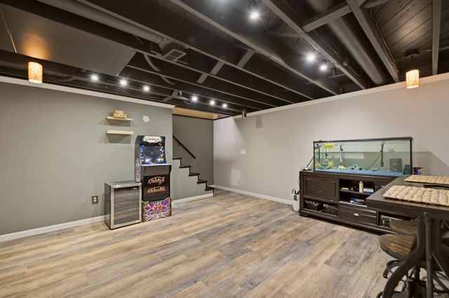 9830 W Hardtner Ave, Wichita, KS 67212