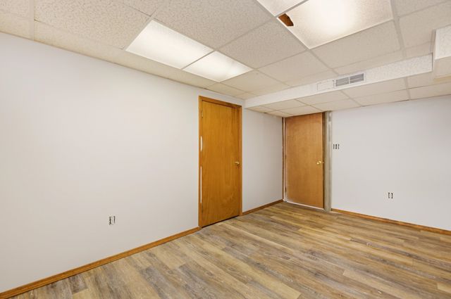 9830 W Hardtner Ave, Wichita, KS 67212