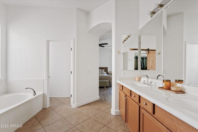 3356 E KINGBIRD Place, Chandler, AZ 85286