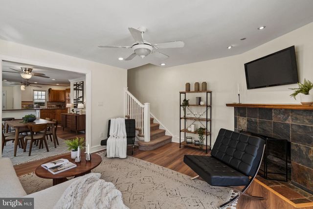 132 LINWOOD AVE, Ardmore, PA 19003