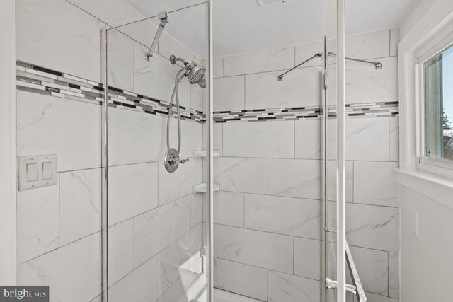 132 LINWOOD AVE, Ardmore, PA 19003