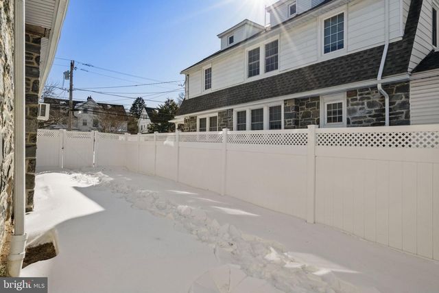 132 LINWOOD AVE, Ardmore, PA 19003