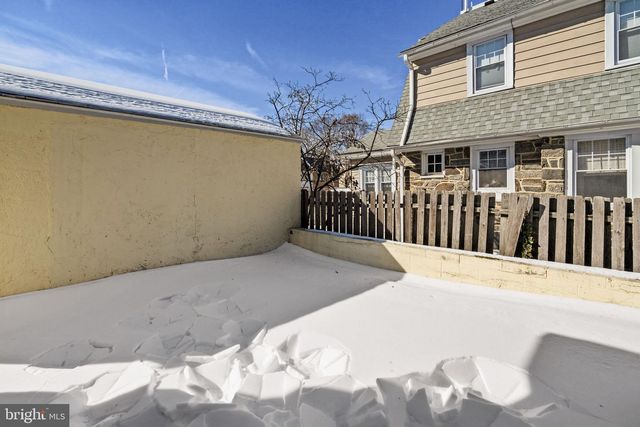 132 LINWOOD AVE, Ardmore, PA 19003