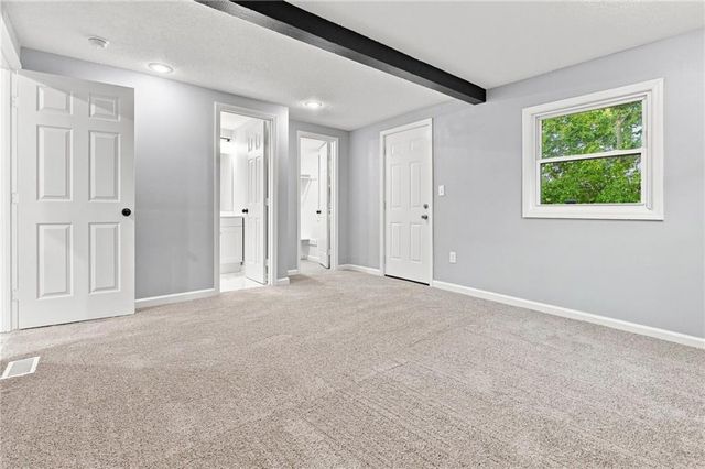 2421 N 72ND Street, Kansas City, KS 66109